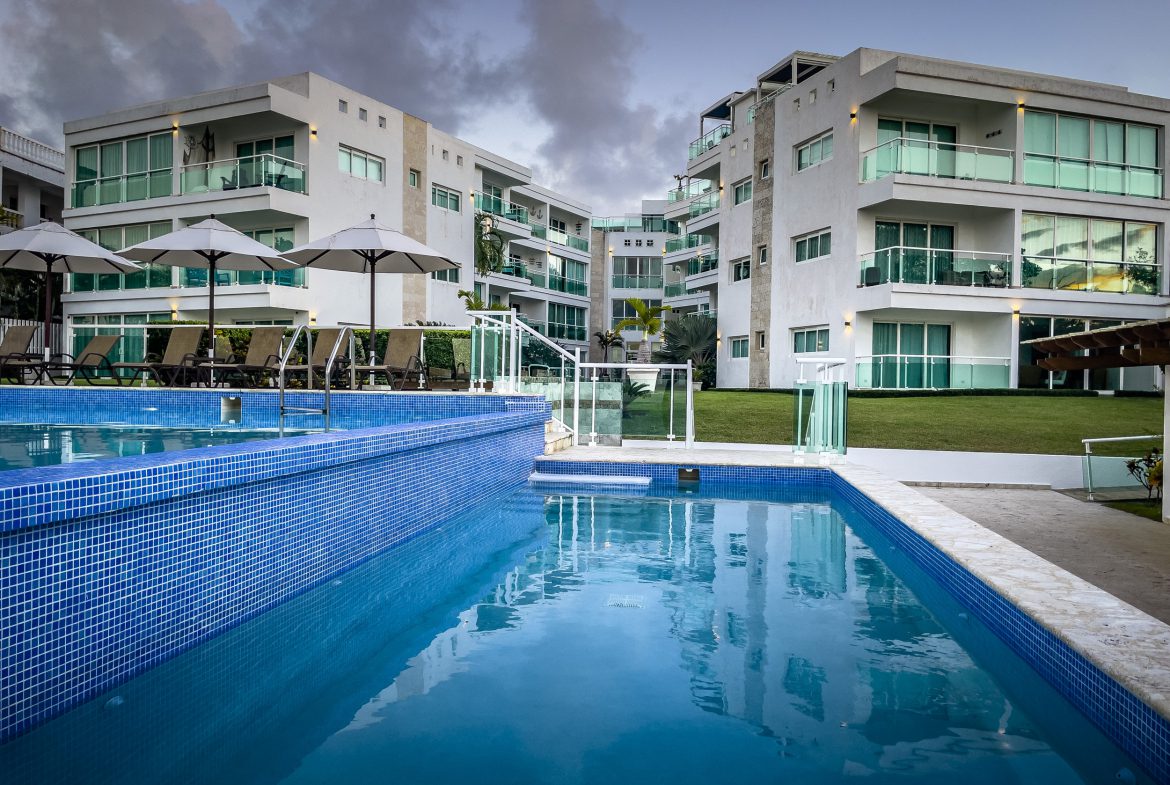 buyDRproperty Luxury 3 Bedroom Oceanfront Condo with pool and umbrellas Sosua Real Estate