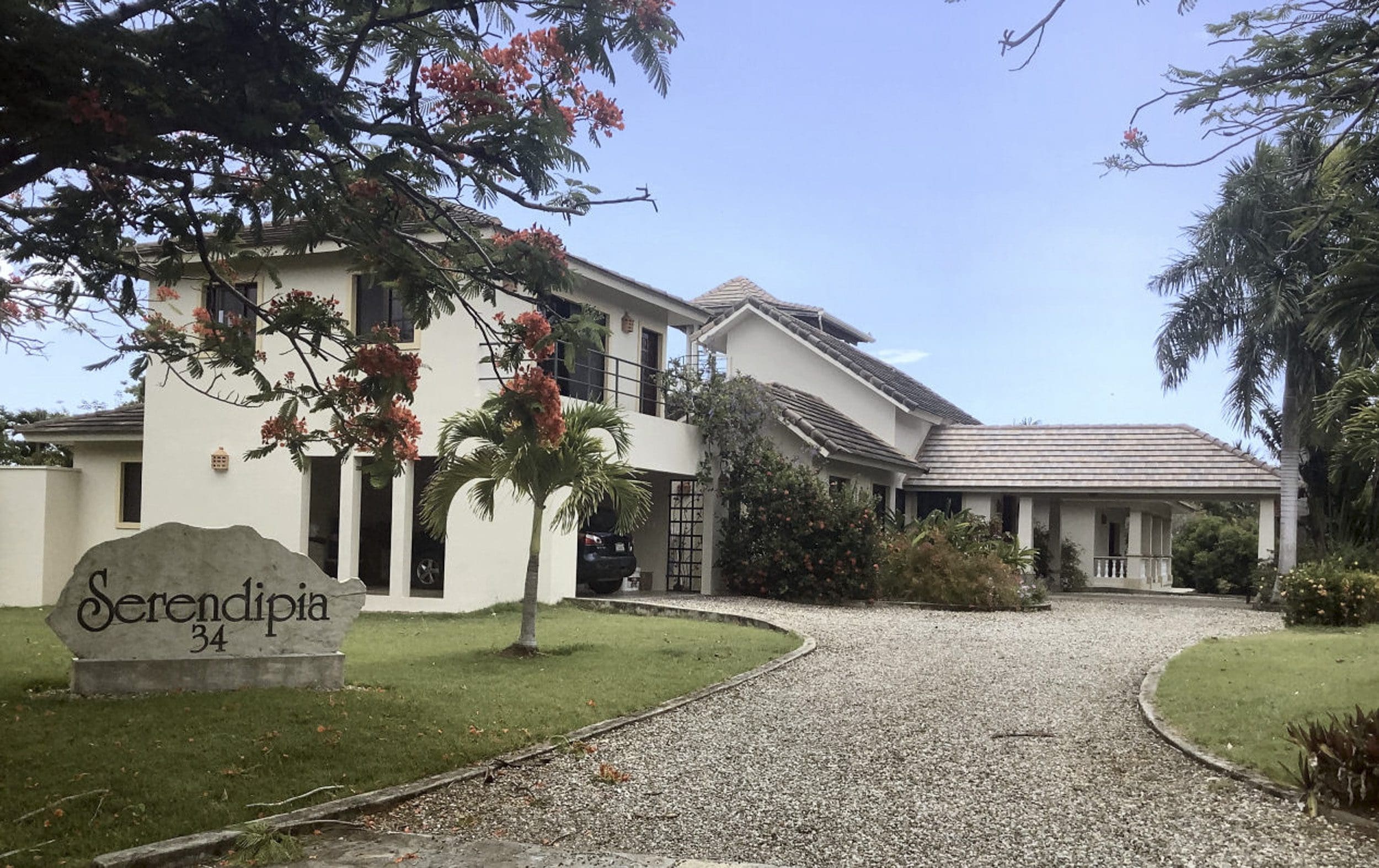 buyDRproperty Serendipia 34, a beautiful 4 bedroom villa in Sosua, Dominican Republic. Paved driveway leads to the house. Sosua Real Estate