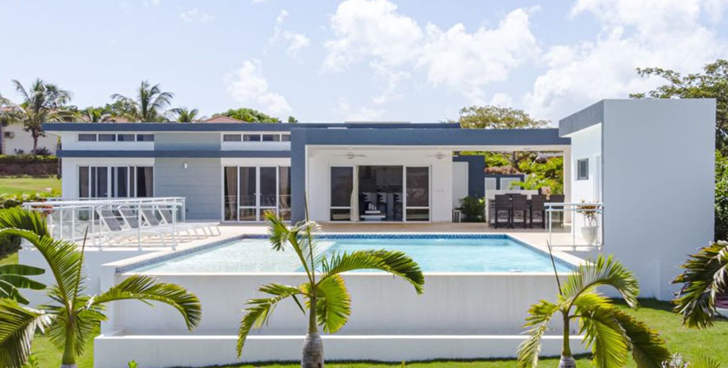 buyDRproperty Beautiful Villa WHITESAND in Casa Linda with pool and palm trees. Sosua Real Estate