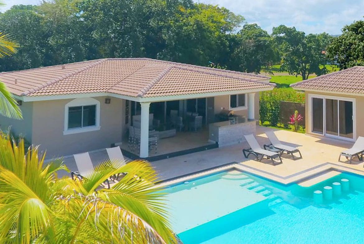 buyDRproperty Beautiful Villa BELLA with pool in Casa Linda Sosua Real Estate