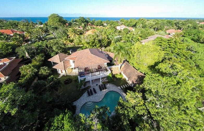 buyDRproperty Aerial view of Beautiful VILLA BRILLANTE with pool and ocean view in Sea Horse Ranch. Sosua Real Estate