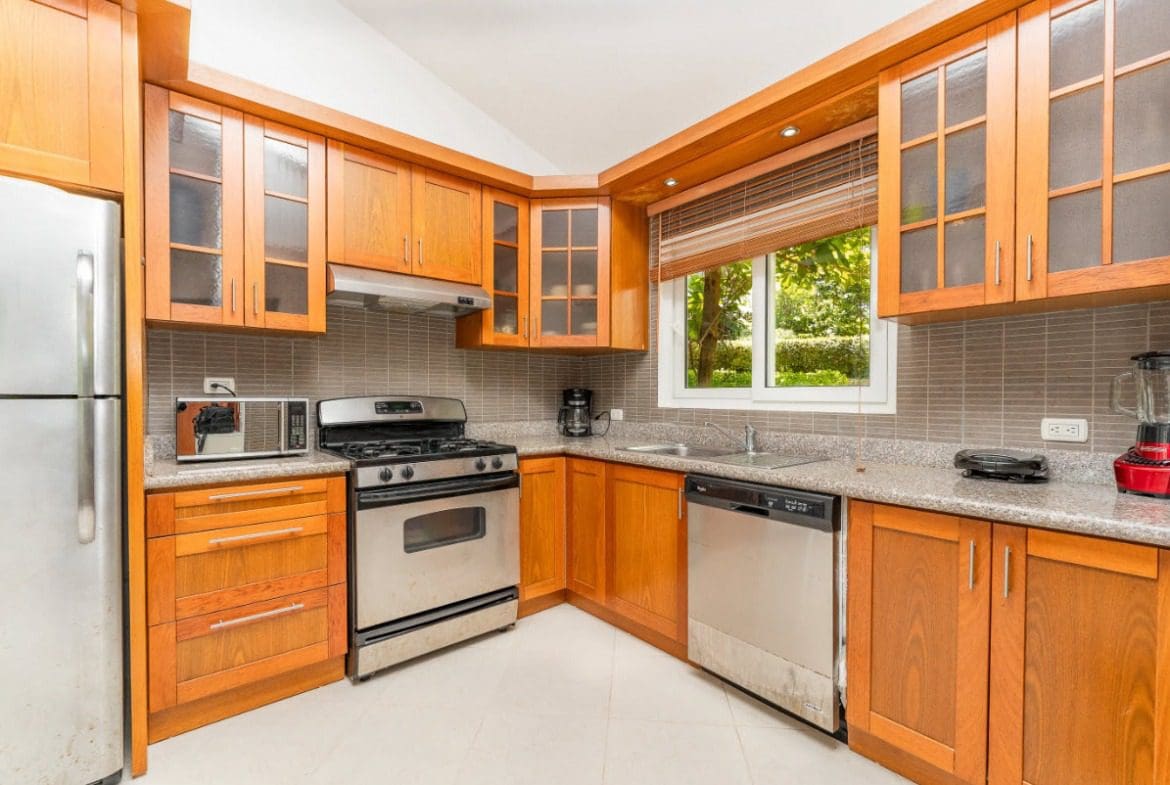 buyDRproperty Wooden kitchen in a tropical villa, Sosua Hispaniola Residential Sosua Real Estate