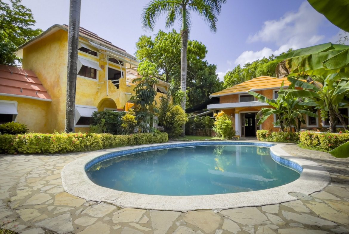 buyDRproperty Charming B&B with pool and tropical landscaping, perfect for a relaxing getaway. Sosua Real Estate