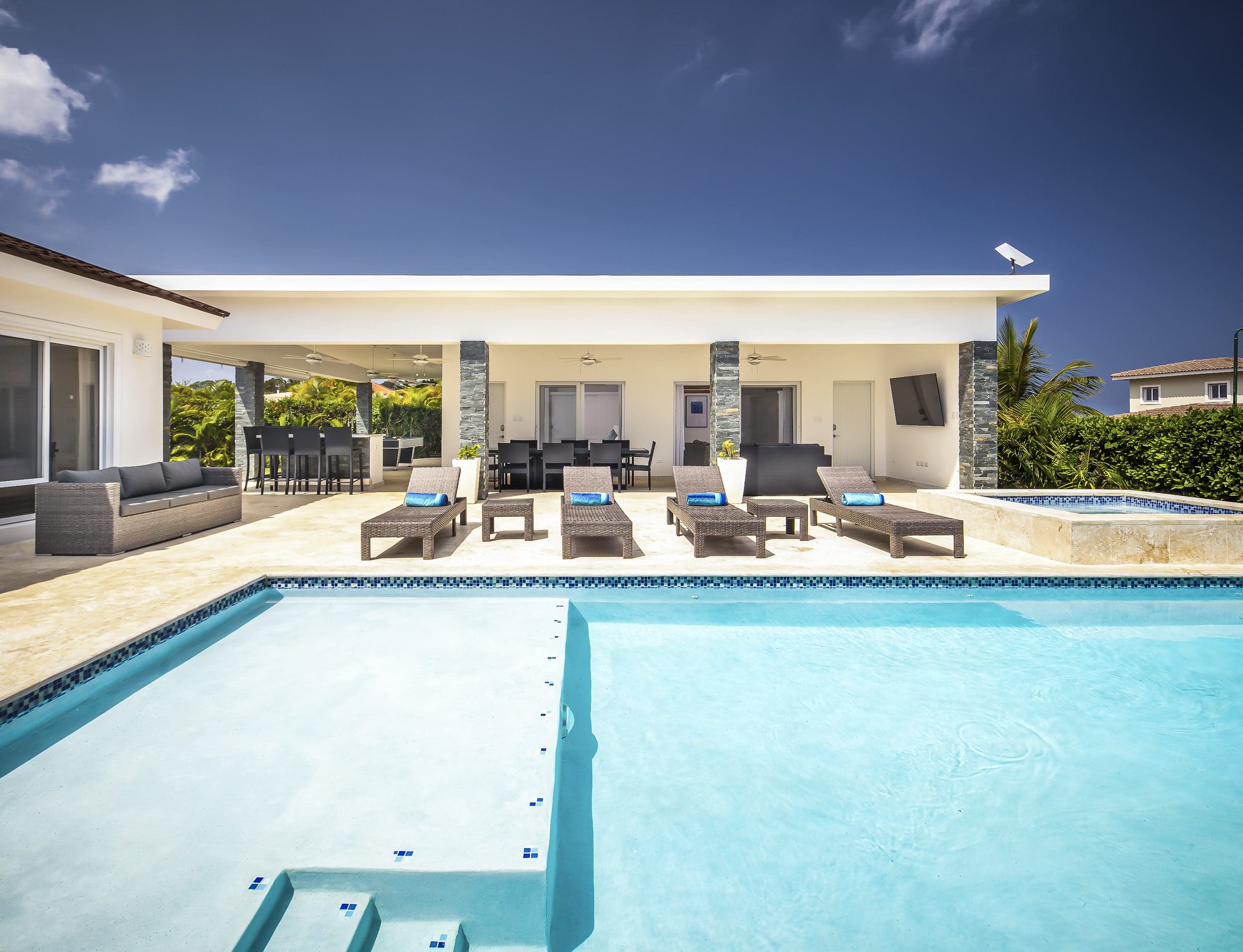 buyDRproperty Luxury villa for sale in Casa Linda with pool and lounge area. Sosua Real Estate