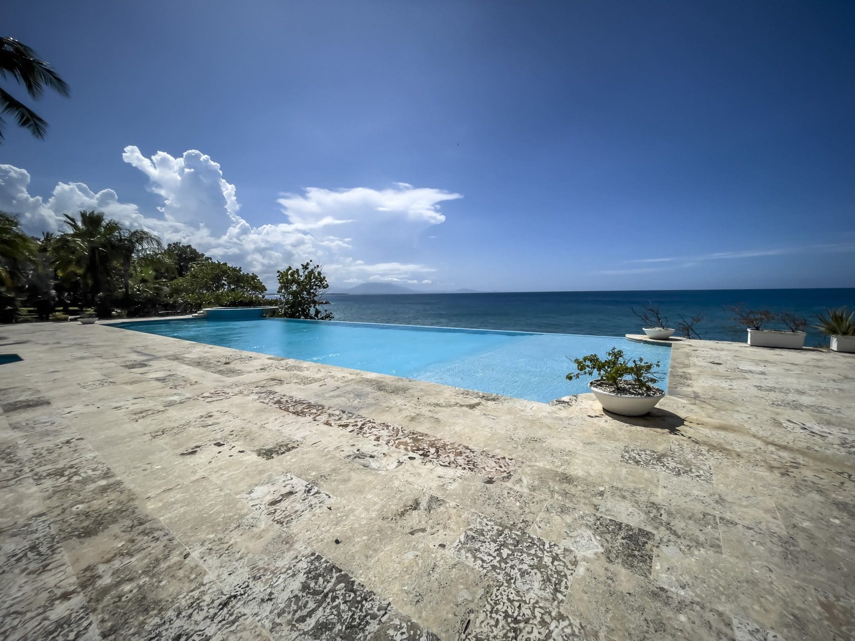 buyDRproperty Infinity pool overlooking the ocean; 3 bedroom Pre-Construction For Sale Sosua Real Estate