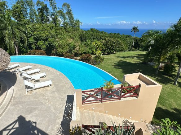 buyDRproperty Infinity pool at an Ocean View Villa for sale in Cabrera, Dominican Republic Sosua Real Estate