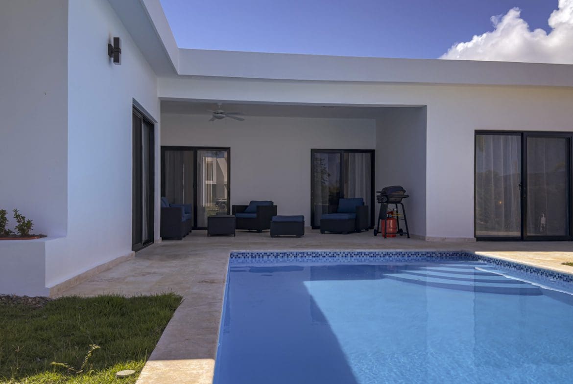 buyDRproperty Modern villa with swimming pool and outdoor patio in Sosua Ocean Village. Sosua Real Estate