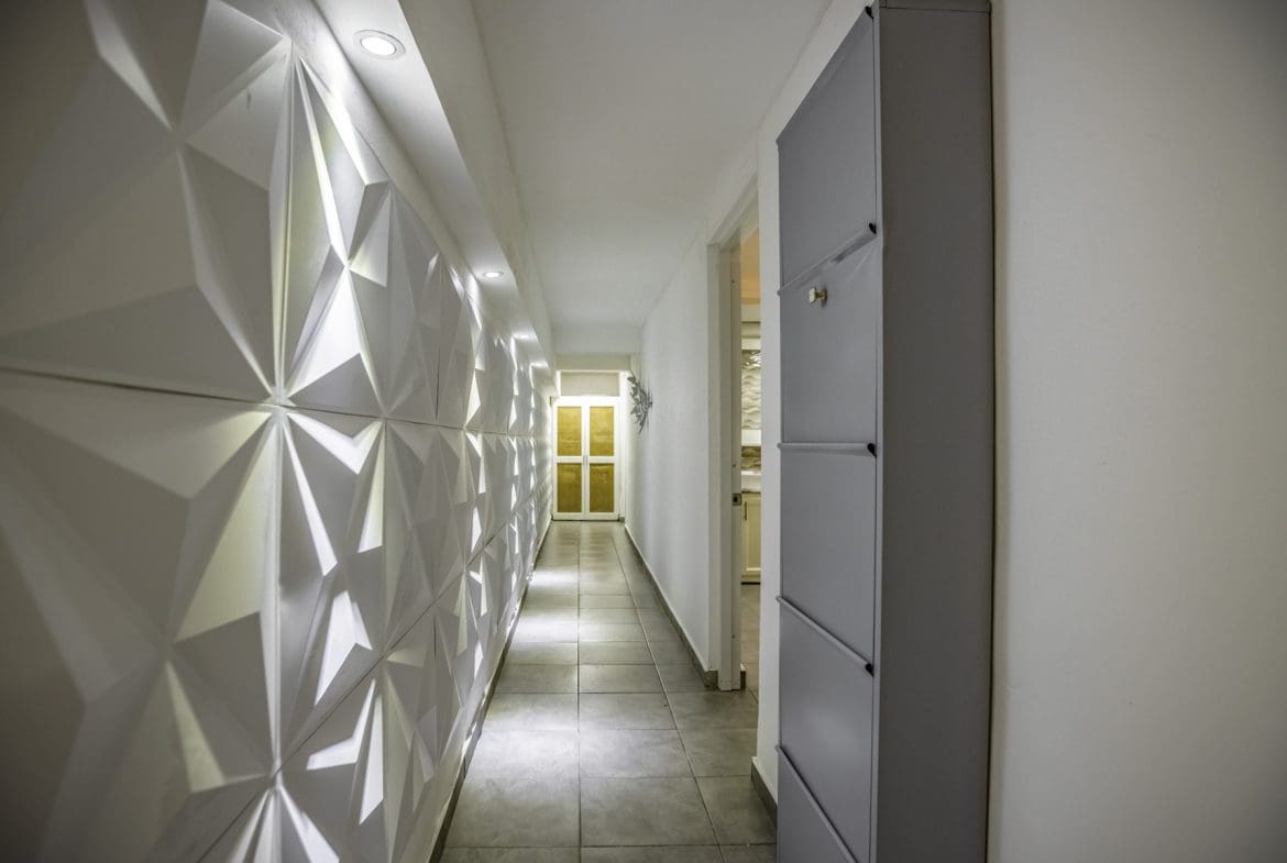 buyDRproperty Stack of pancakes with syrup, perfect for breakfast. Best pancake recipes. Sosua Real Estate