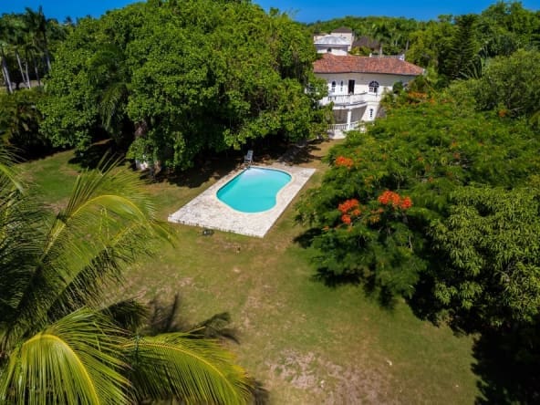 Villa-117-21-592x444 Immobilier à Sosúa à vendre | Villas & Condos République Dominicaine