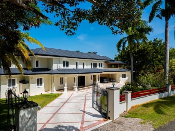 Villa Soleil five-bedroom Caribbean villa in Sea Horse Ranch