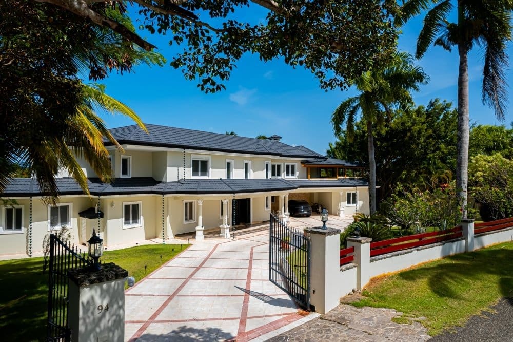 Villa Soleil five-bedroom Caribbean villa in Sea Horse Ranch